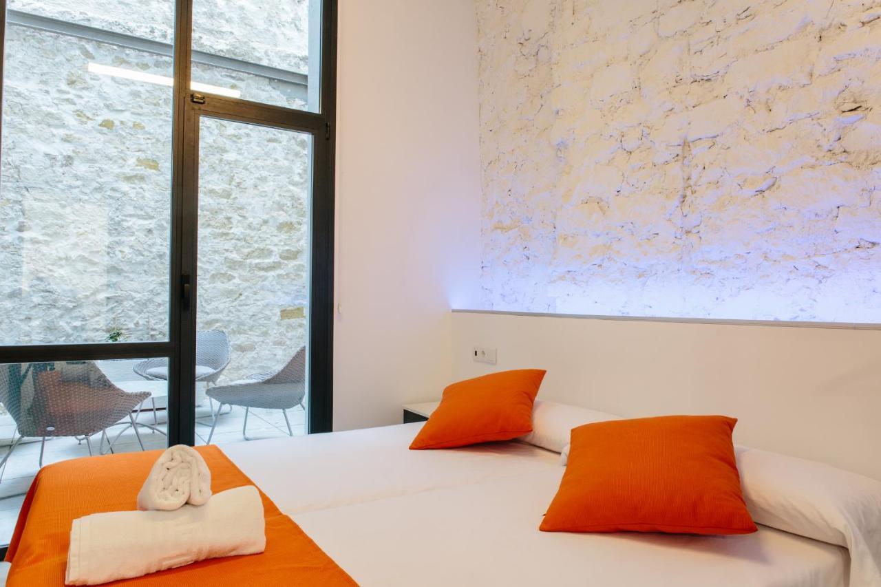 Apartamentos Tito San Nicolas อาลิกันเต ห้อง รูปภาพ