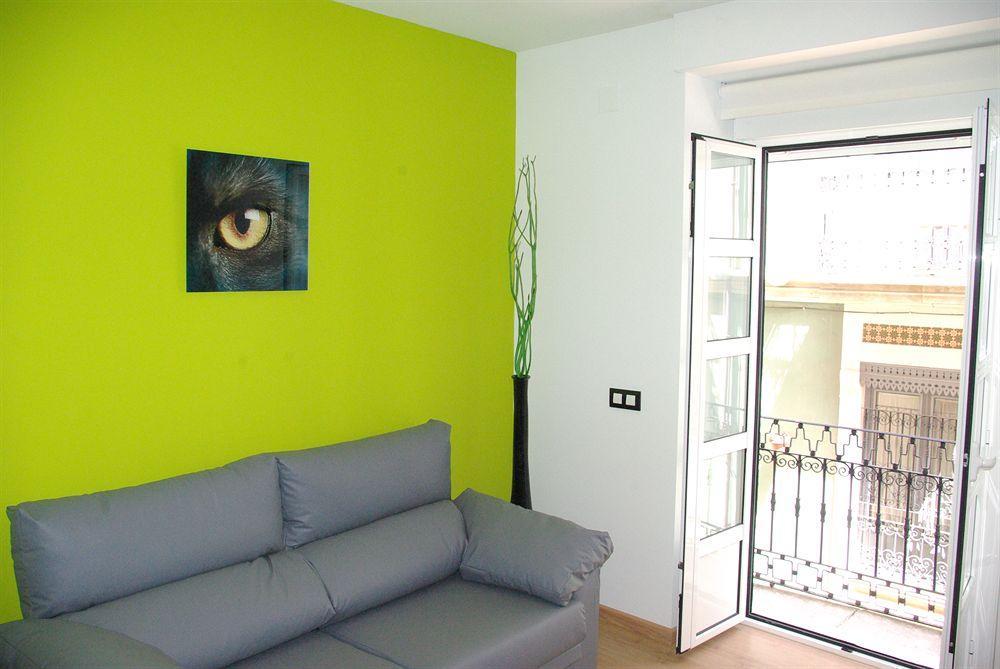 Apartamentos Tito San Nicolas อาลิกันเต ภายนอก รูปภาพ