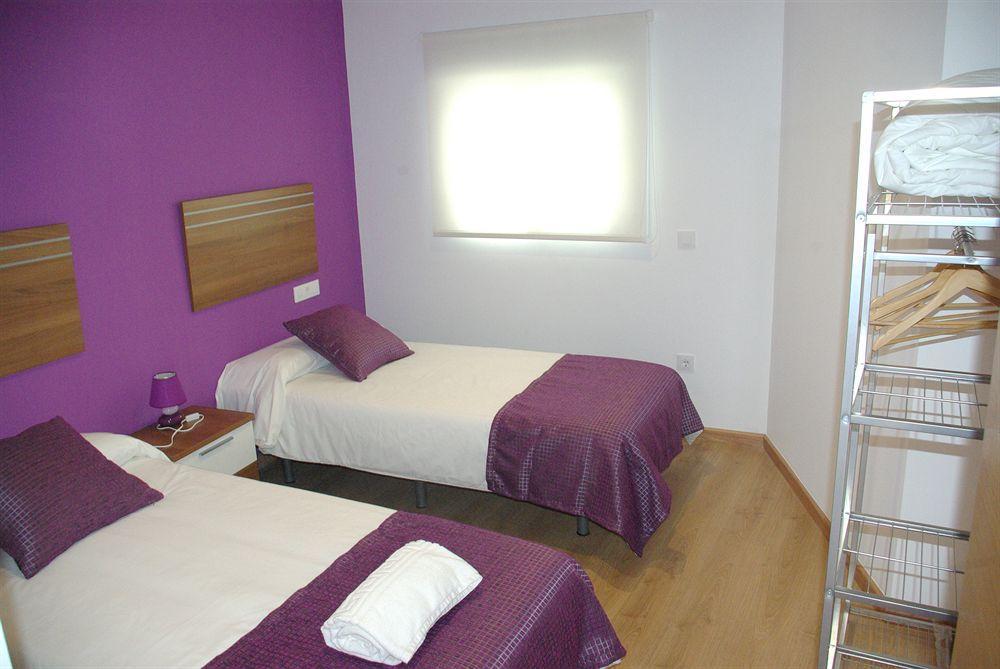 Apartamentos Tito San Nicolas อาลิกันเต ภายนอก รูปภาพ