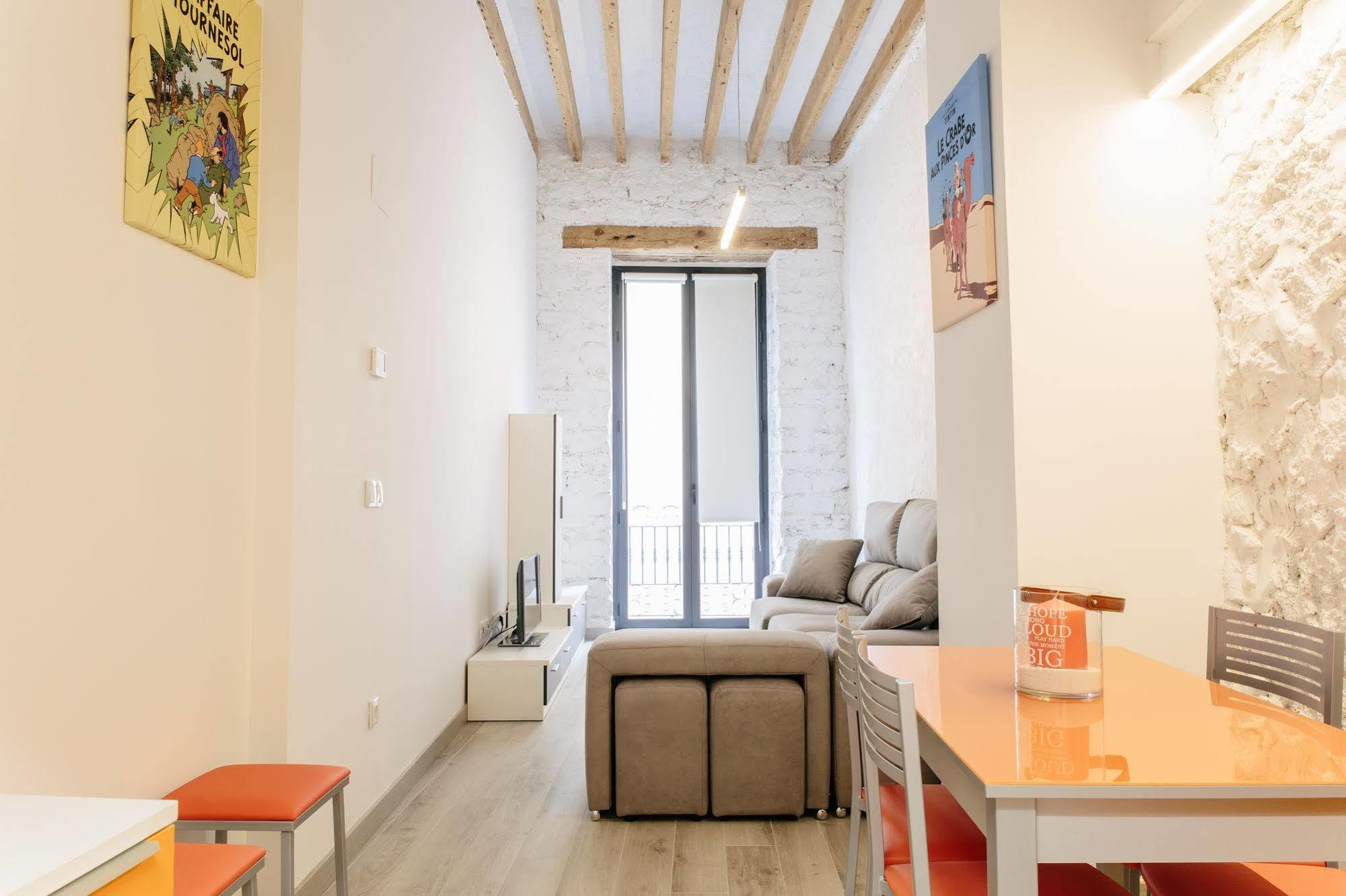 Apartamentos Tito San Nicolas อาลิกันเต ภายนอก รูปภาพ